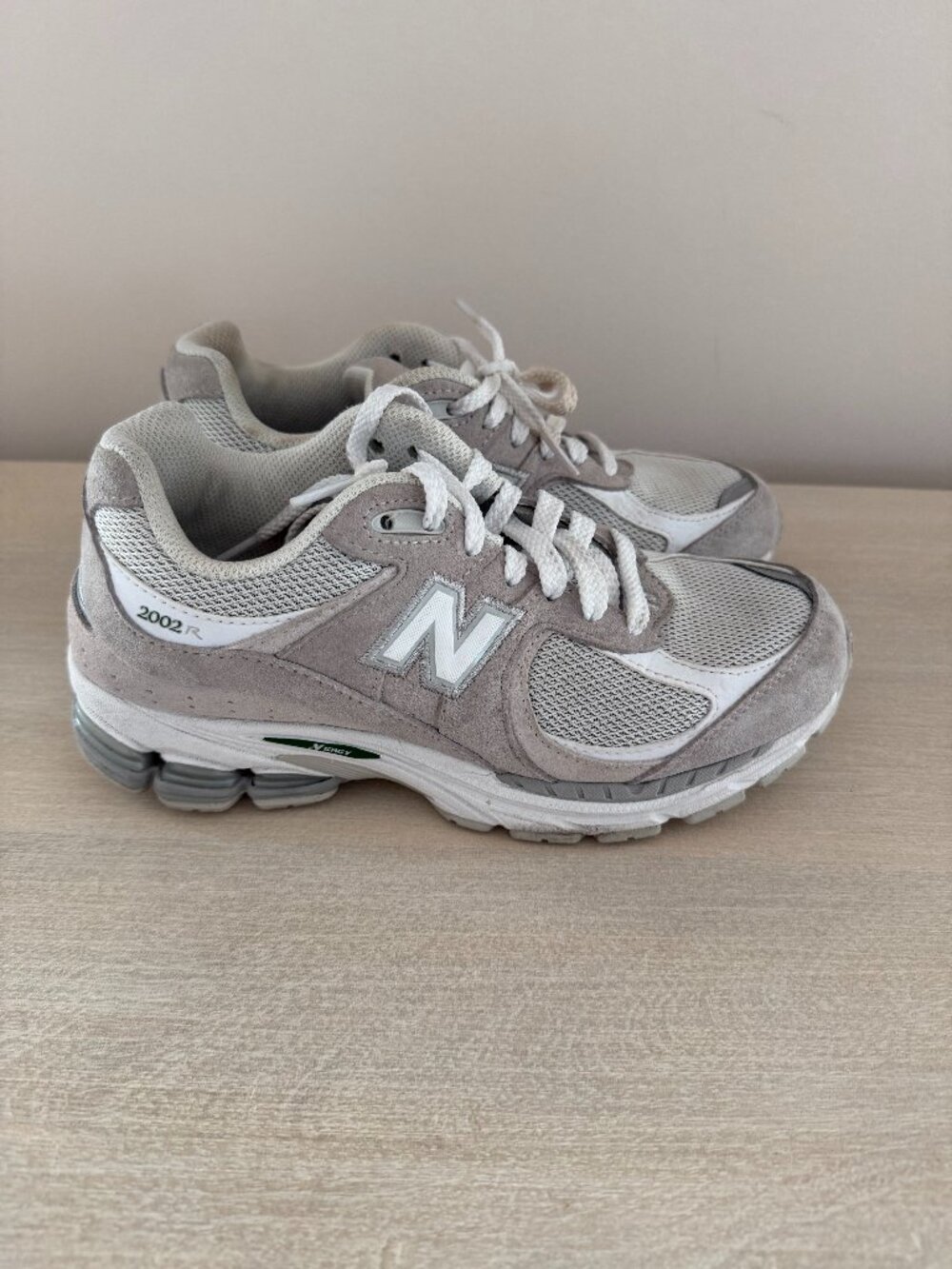New Balance 2002R (women's 7)